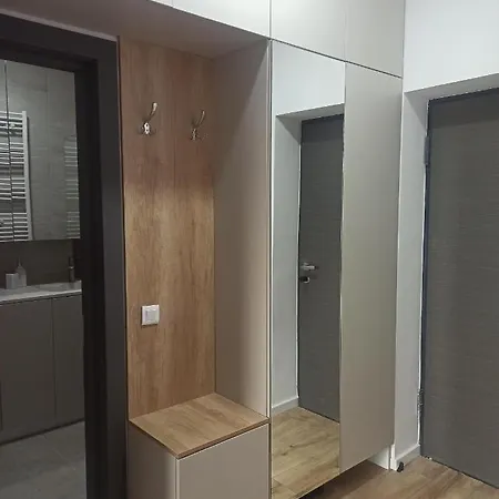 Stylish, Modern 2 Flat With City View, Near Presidential Palace *