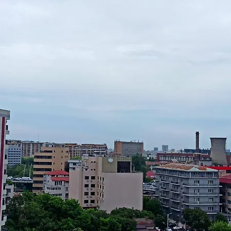 Apartment Stylish, Modern 2 Flat With City View, Near Presidential Palace *